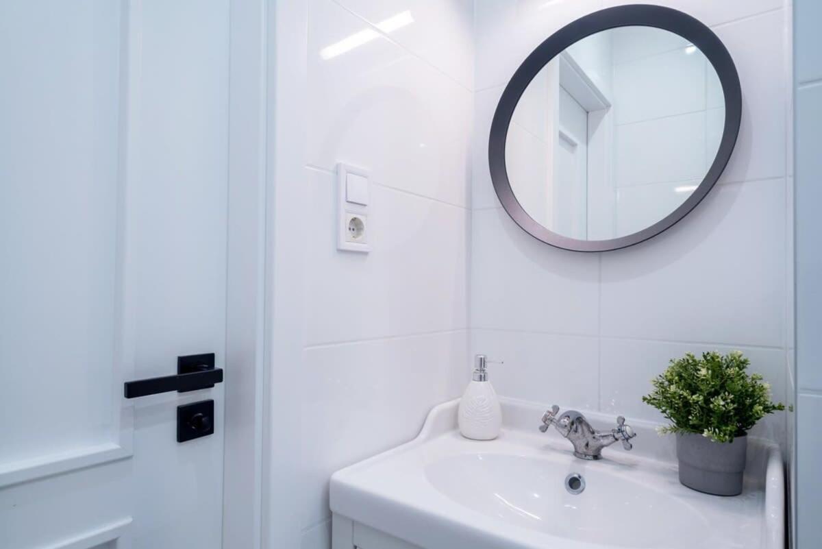 Super Central New Apartment With Air Conditioning Budapest Exteriör bild
