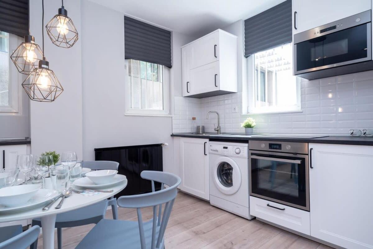 Super Central New Apartment With Air Conditioning Budapest Exteriör bild