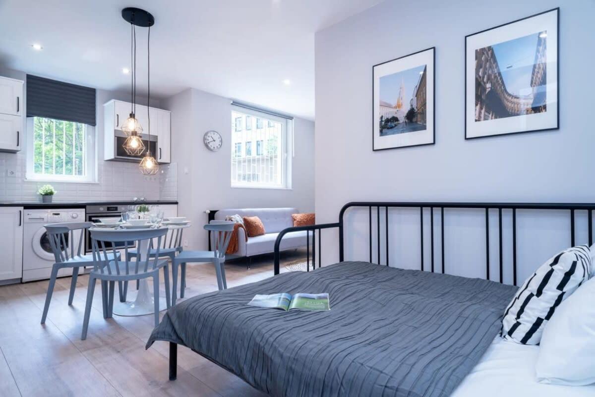 Super Central New Apartment With Air Conditioning Budapest Exteriör bild