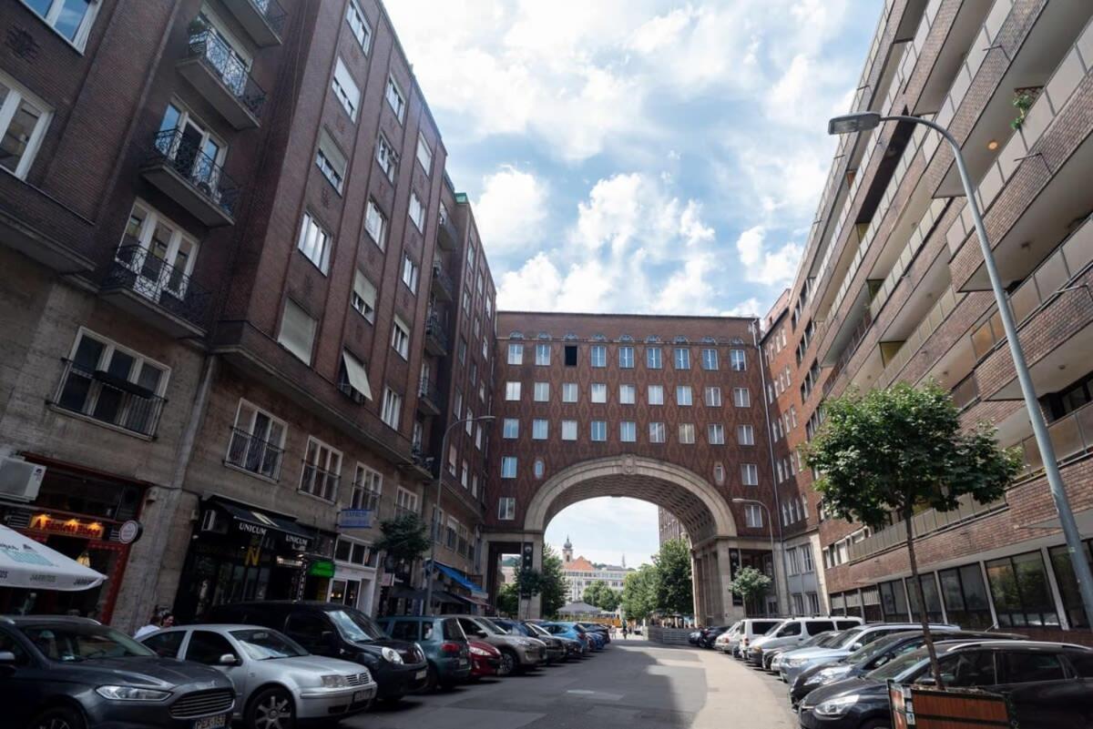 Super Central New Apartment With Air Conditioning Budapest Exteriör bild